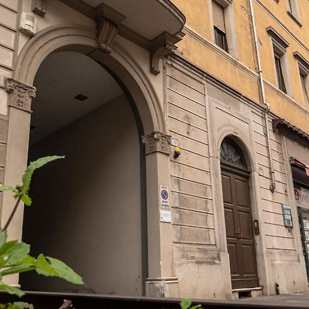 Maison Blanche: Appartamento Elegante Con Parcheggio Privato 만토바 외부 사진